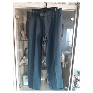 Reaction Kenneth Cole Dress pant